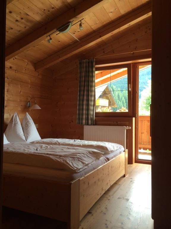 Zur Lieben Sonne Apartment Filzmoos Ruang foto